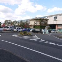 鳥取駅の周辺にある駐車場で無料で利用できる場所をまとめてみました!