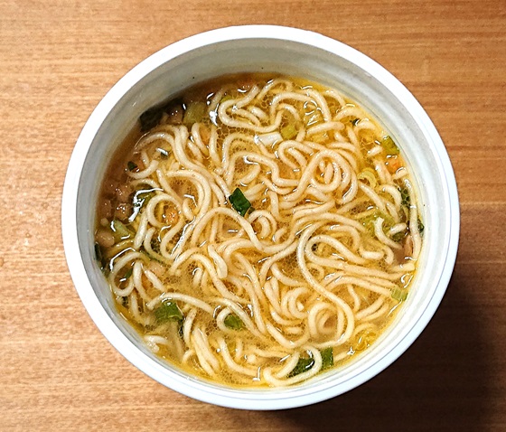 ホットエアー カップ麺 店舗 販売地域